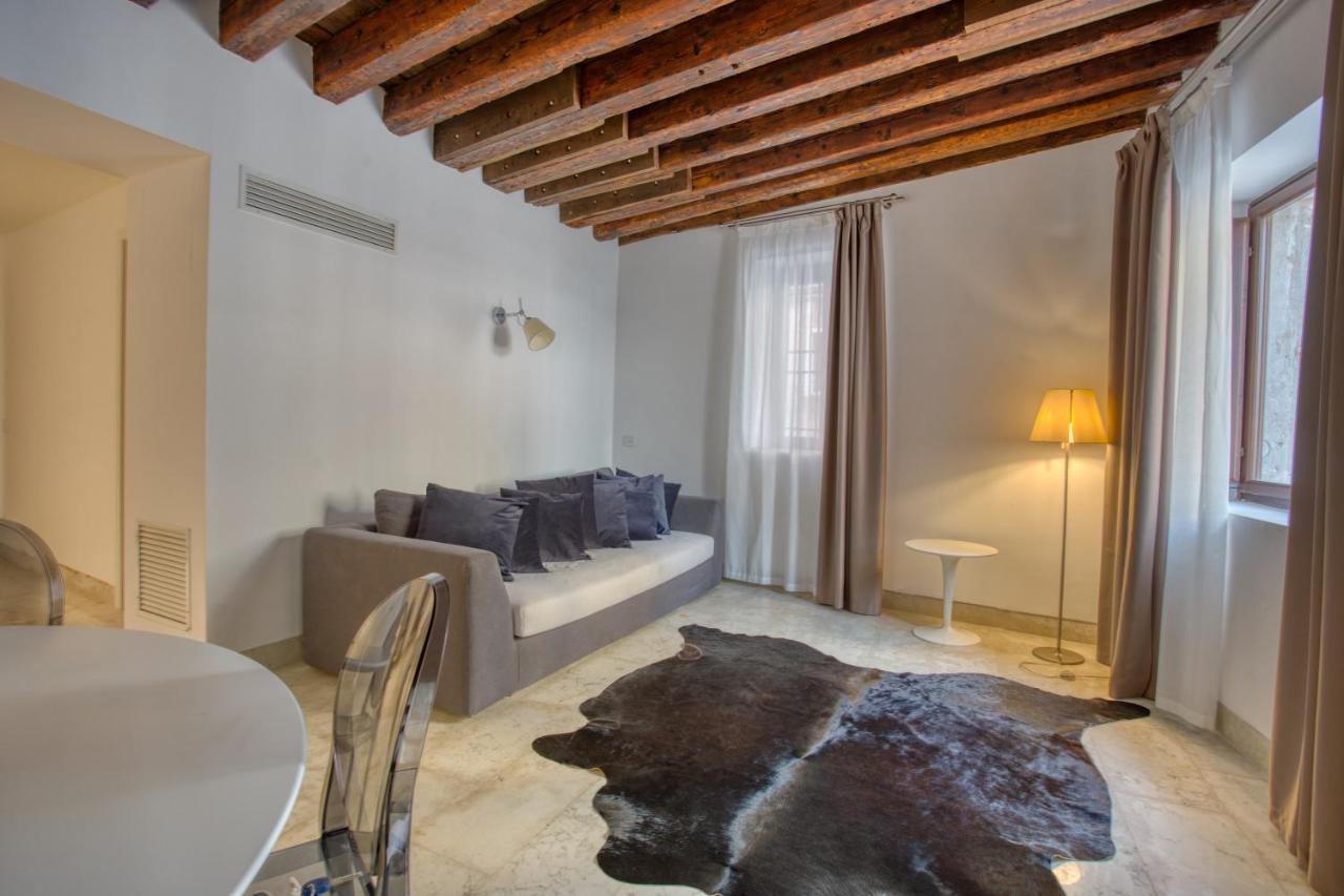 Cà Margherita LOFT&SQUARE Palazzo Grifalconi Veneza Exterior foto